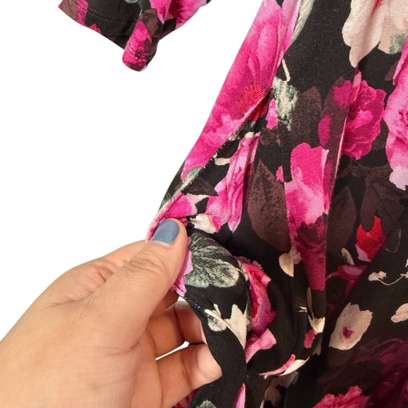 NEW Torrid Black Pink Floral V Neck 3/4 Supersoft Women’s Skater Dress Sz 1X - Picture 7 of 13